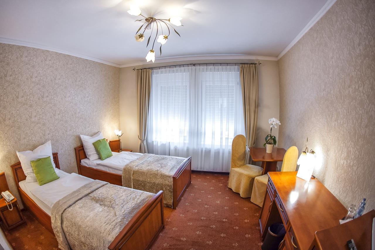 Hotel Imperium Piekary Śląskie Esterno foto